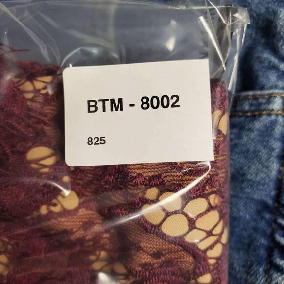 Express Burgundy Red Lace Overlay Skirt Women’s Size 6 Lined Cocktail Party - Picture 6 of 6